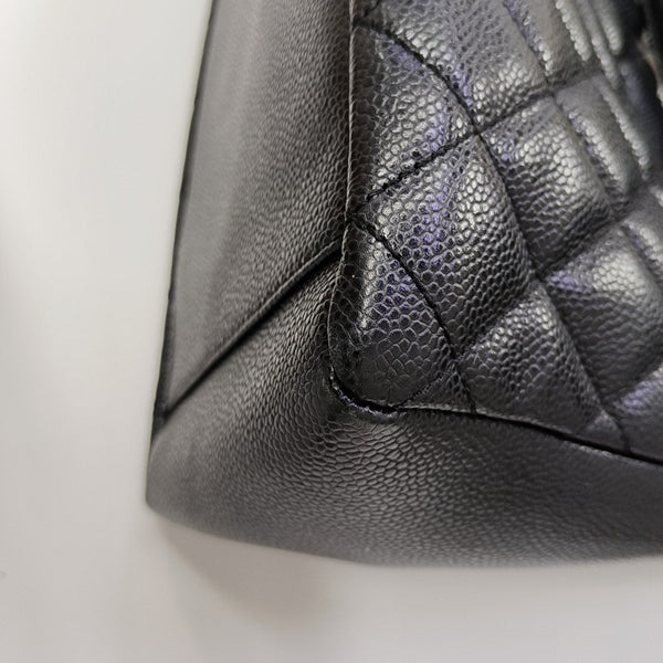 CHANEL GST Large Quilted Grained Calfskin Black