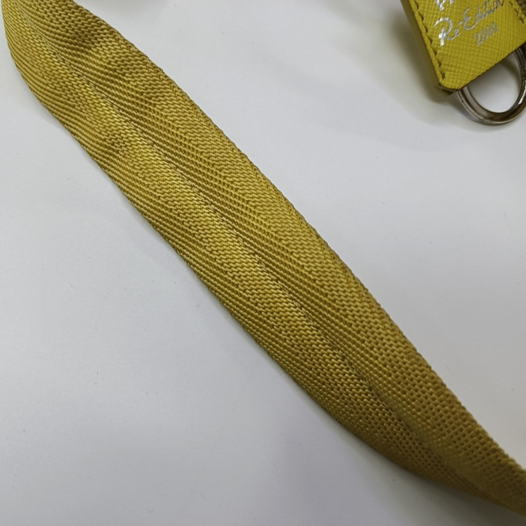 Re-Edition2000 Mini Nylon Yellow