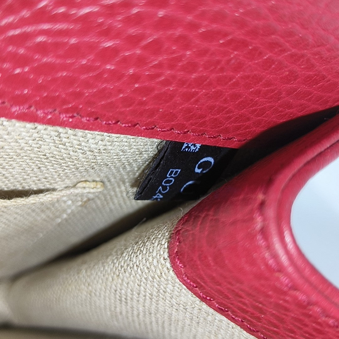 Interlocking G Small Calfskin Red