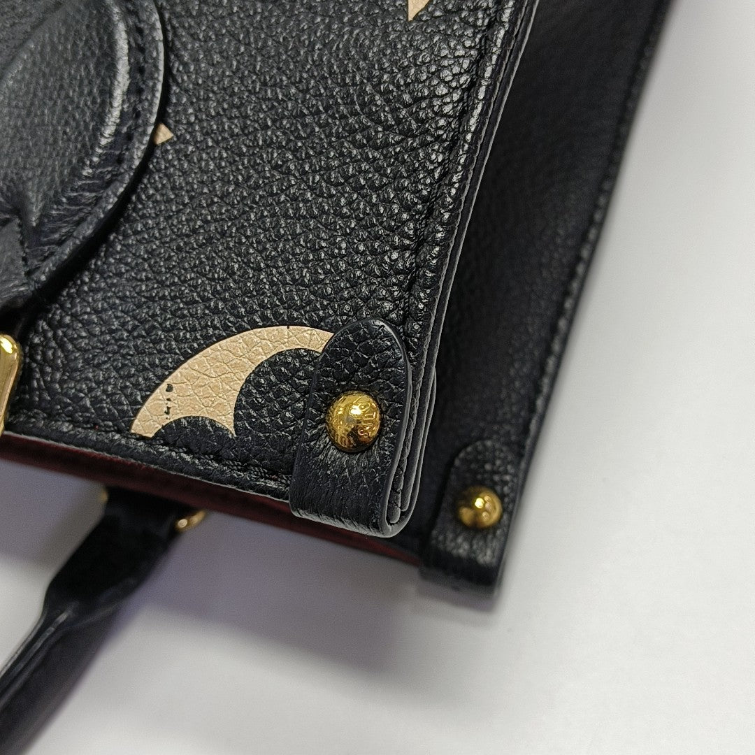 ONTHEGO PM Calfskin Black