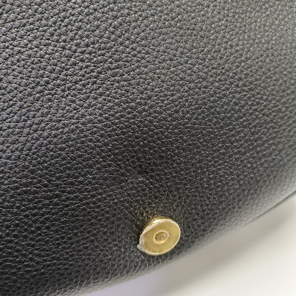 Authenticated pre-owned  Bobby Large Calfskin Black - Shoulder Bag at Looply