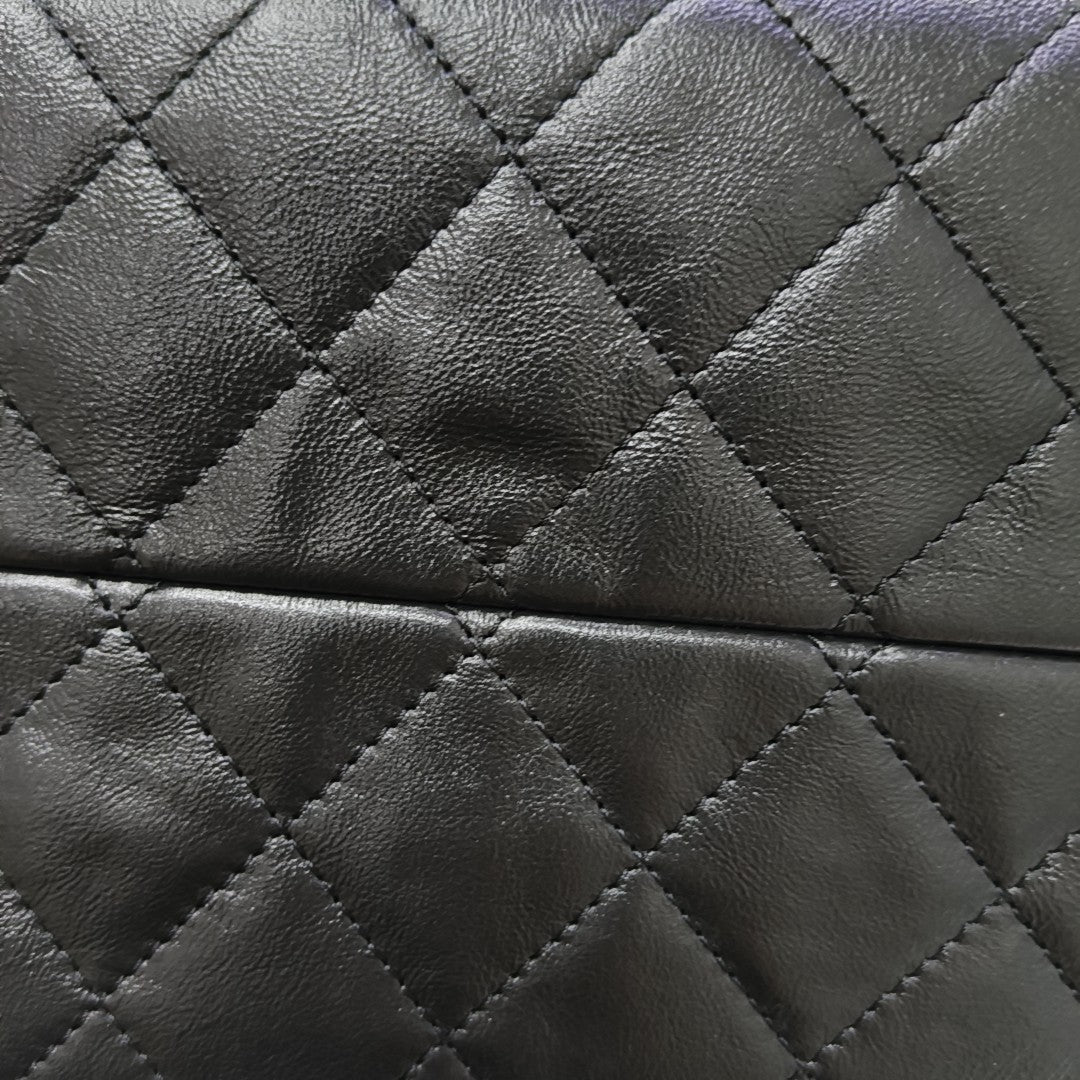 CHANEL 25 Small Quilted Calfskin Black