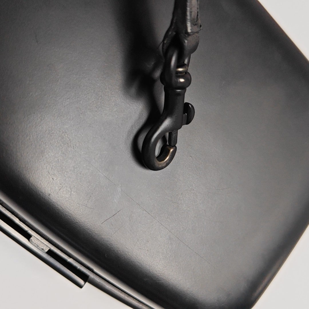 Special Material Shoulder Bag Black