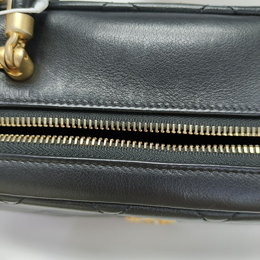 Quilted Calfskin Shoulder Bag Black