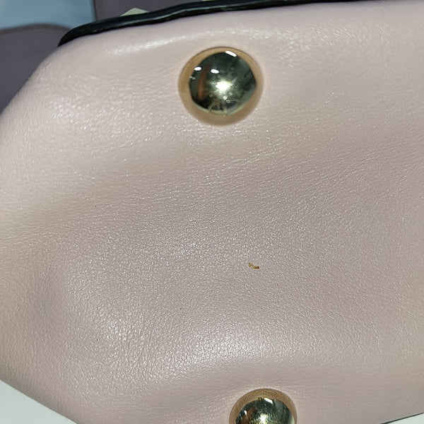 Rockstud Small Calfskin Pink
