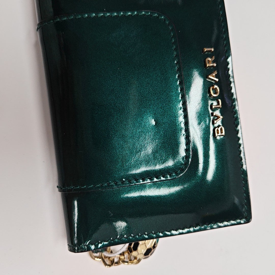 SERPENTI FOREVER Patent Leather Green Wallet