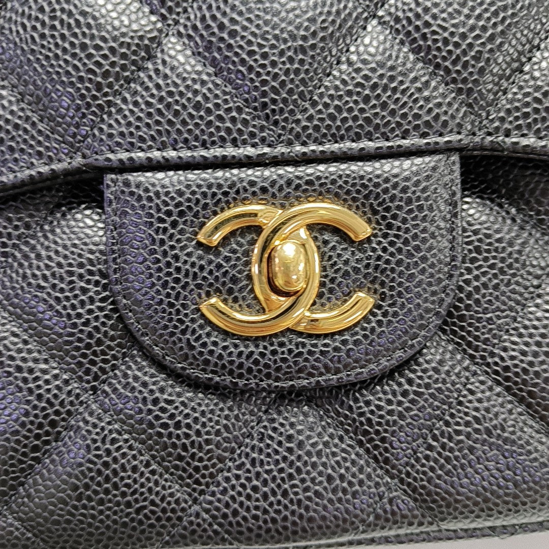 CLASSIC FLAP Jumbo Quilted Grained Calfskin Black