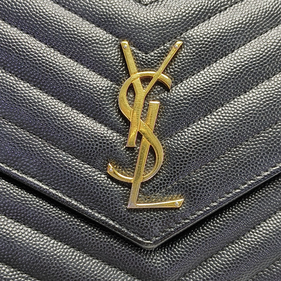 MONOGRAM Medium Chevron Calfskin Black