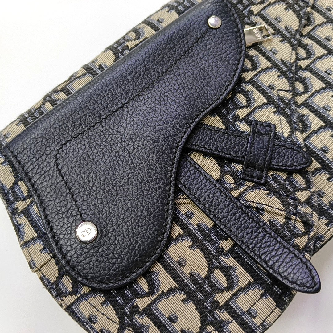 Authenticated pre-owned  Saddle Monogram Canvas Blue - Shoulder Bag at Looply