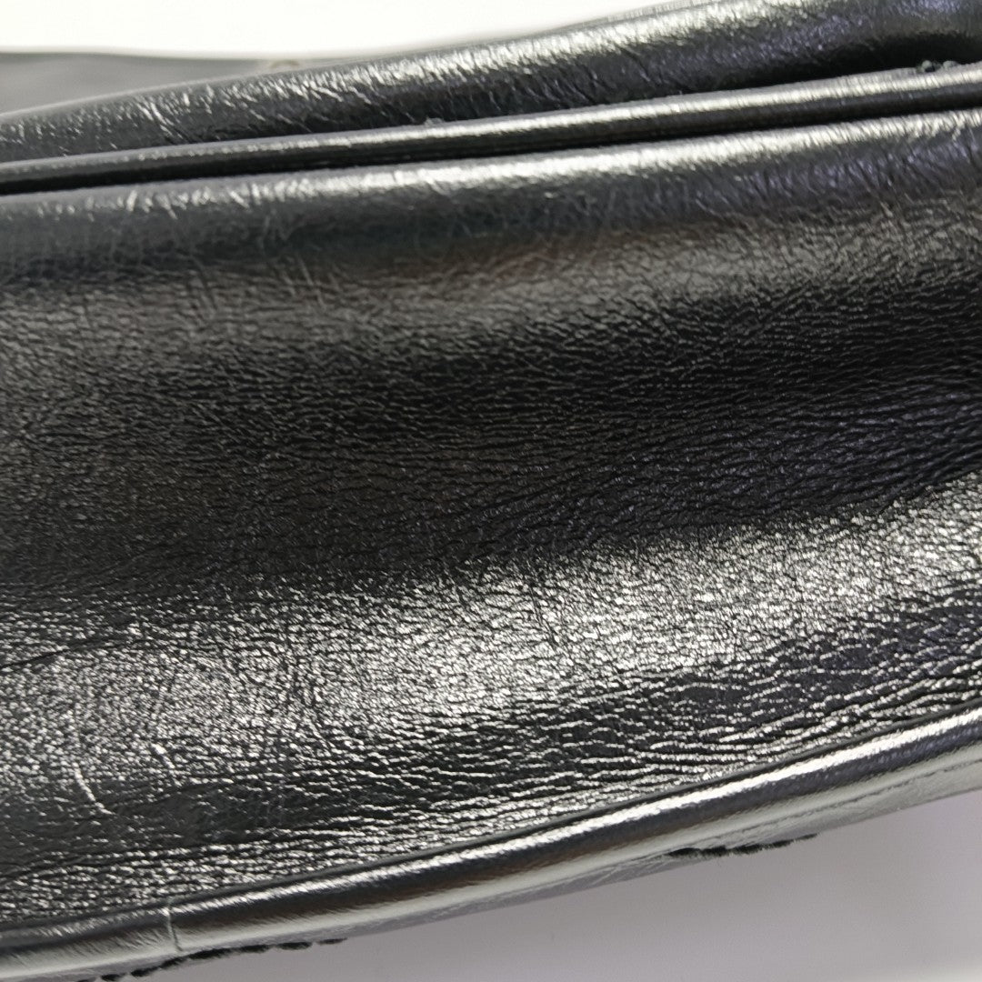 NIKI Medium Chevron Calfskin Black