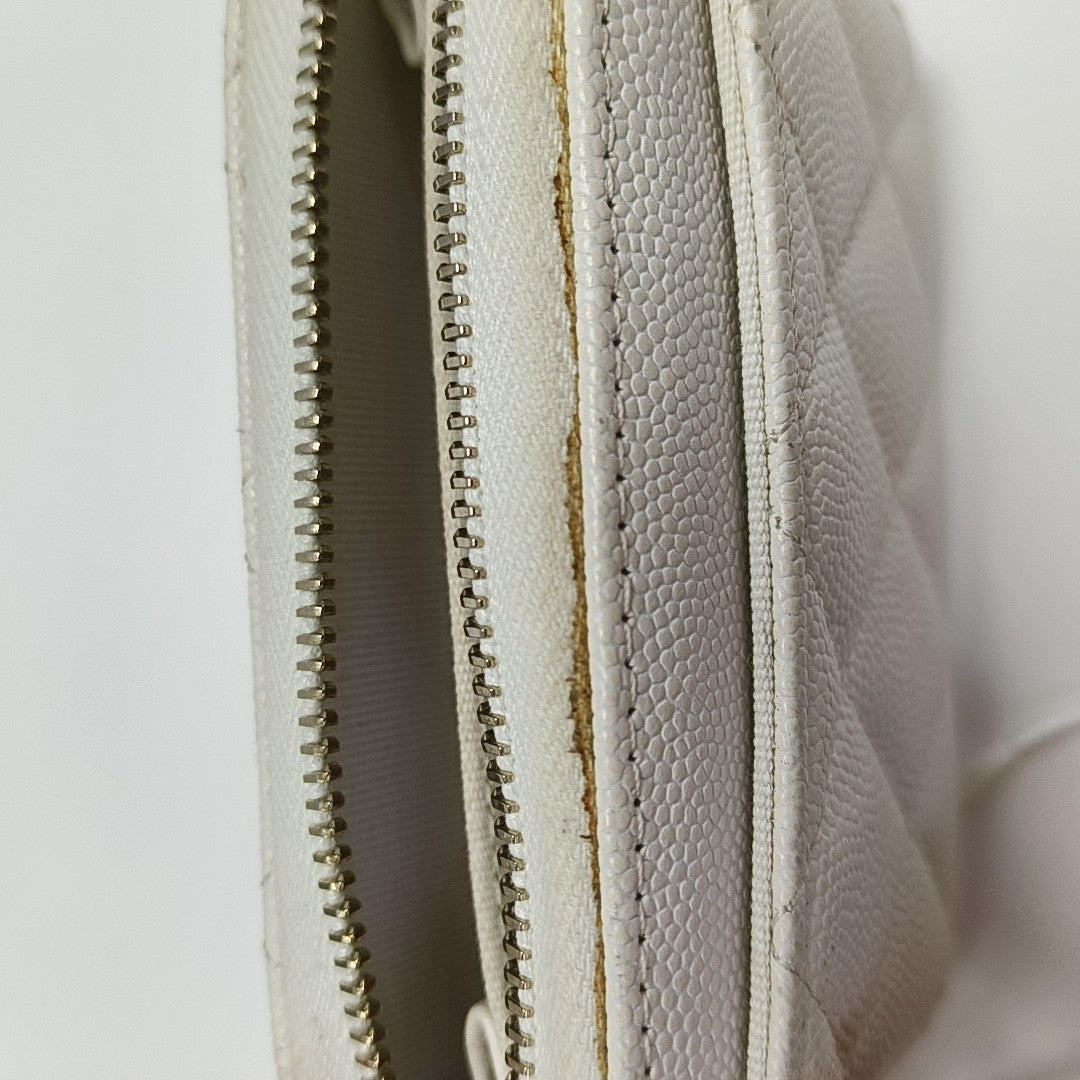 Quilted Grained Calfskin Card Holder White