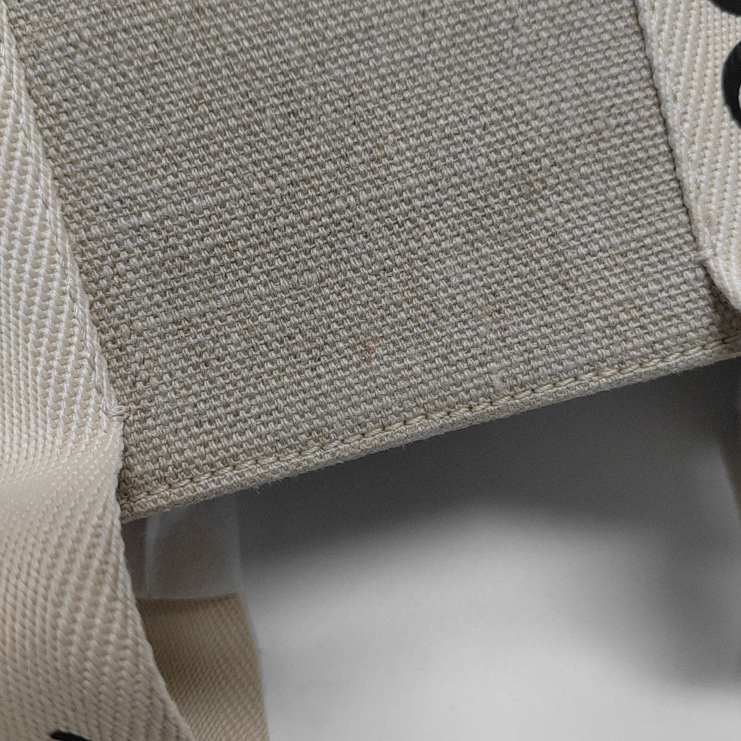 Woody Medium Canvas Beige