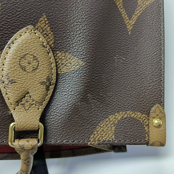 Authenticated pre-owned  ONTHEGO MM Monogram Coated Canvas Brown - Tote Bag at Looply