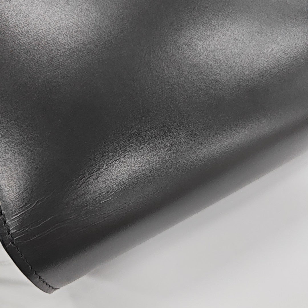 CLASSIC BOX Small Leather Gray