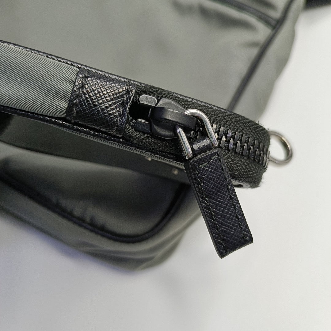 Nylon Gray