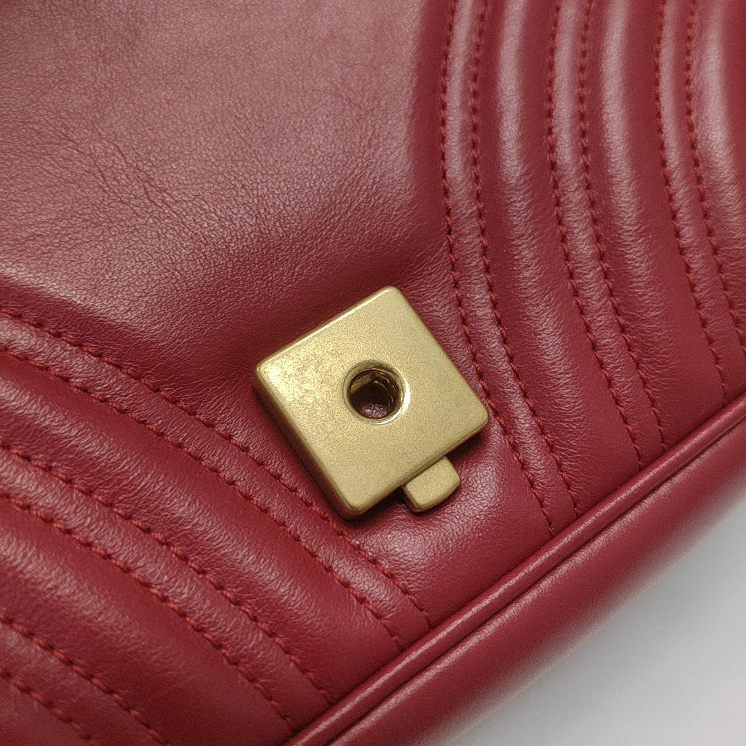 GG Marmont Medium Quilted Calfskin Red