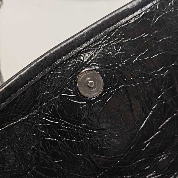 NIKI Small Chevron Calfskin Black