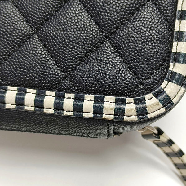 FILIGREE Medium Quilted Grained Calfskin Black
