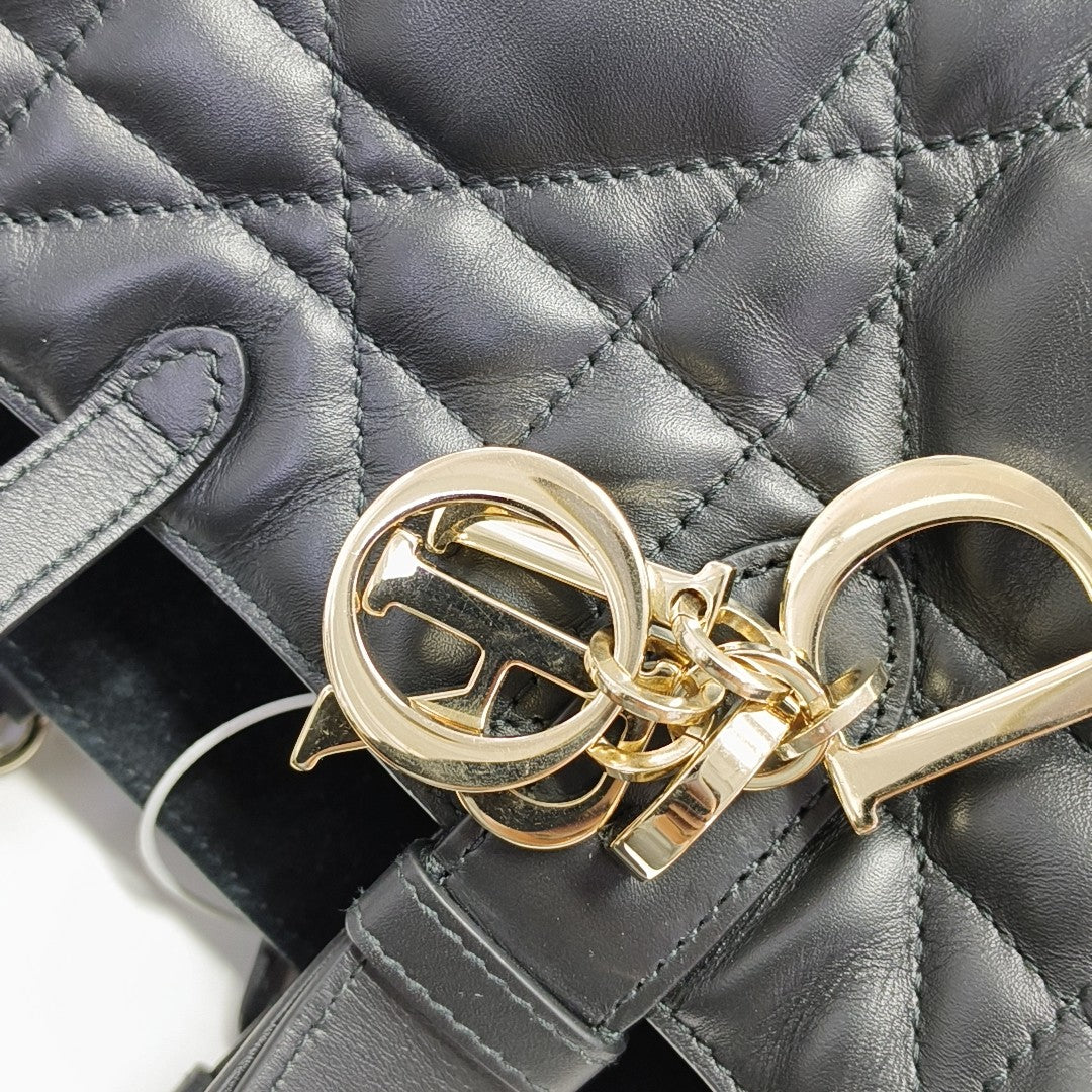 Toujours Medium Cannage Calfskin Black
