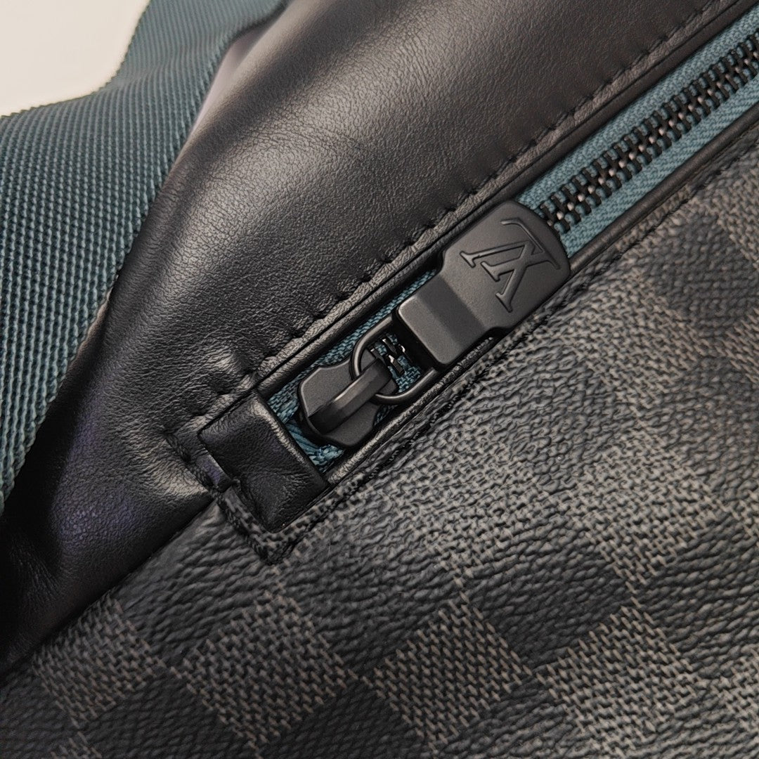 DISCOVERY Damier Graphite Coated Canvas Gray