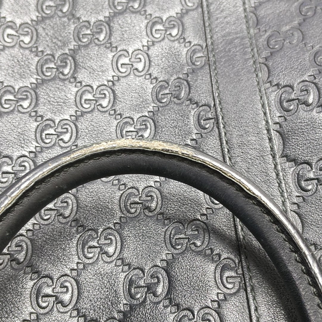 Signature Calfskin Black