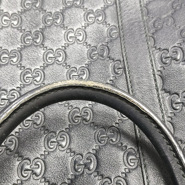 Signature Calfskin Black