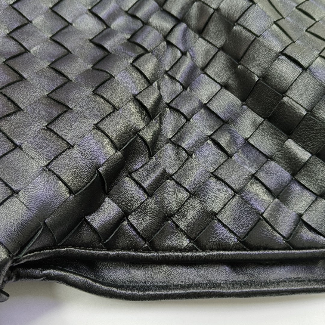 Hop Calfskin Black