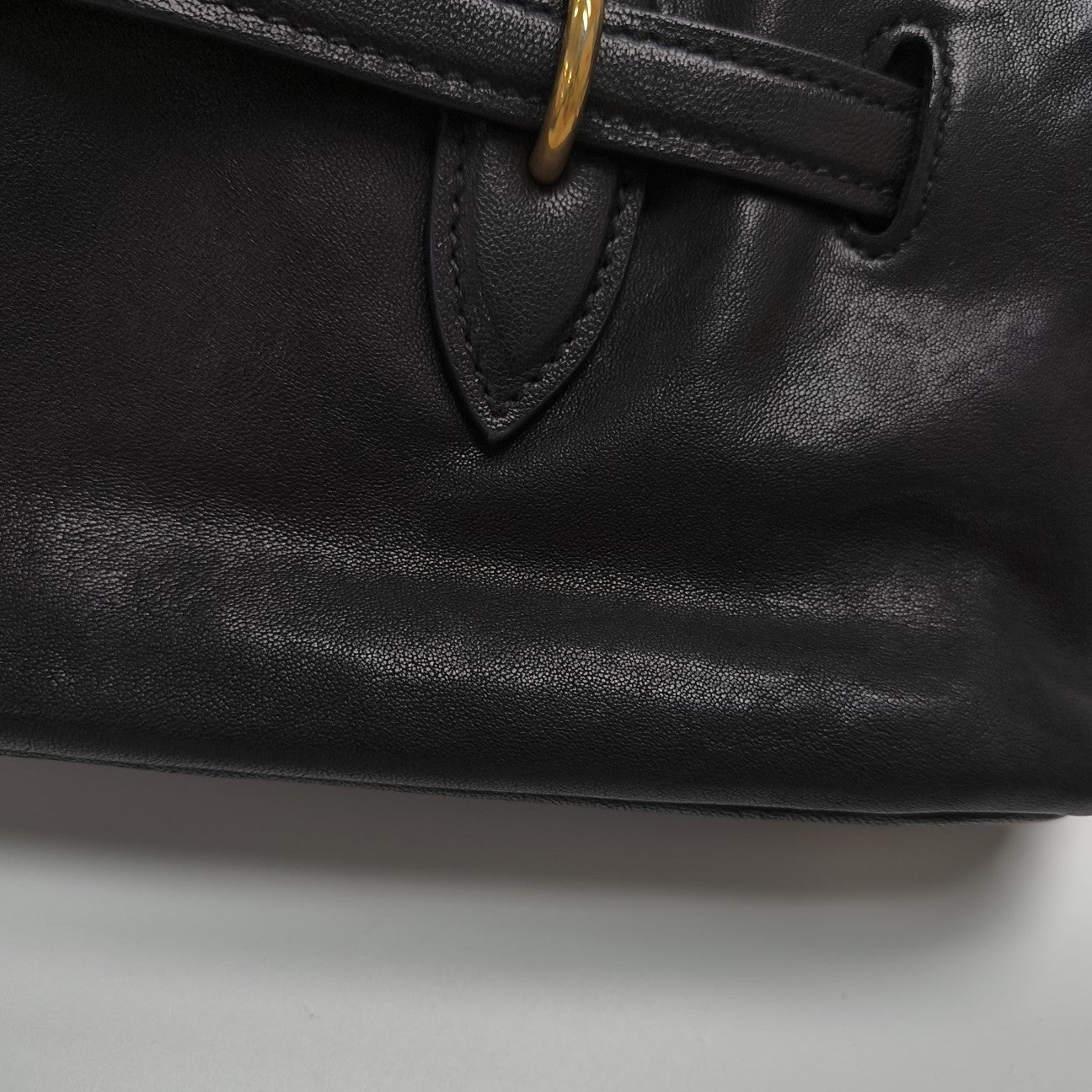 Aventure Lambskin Black
