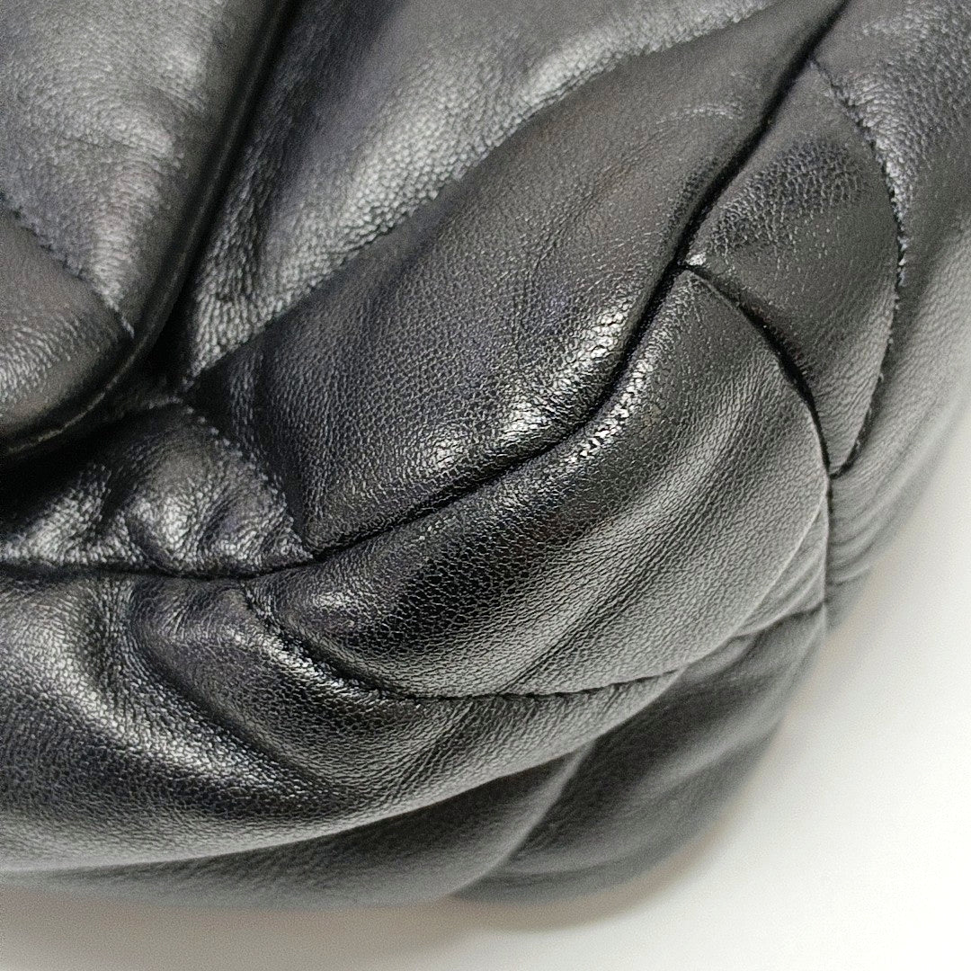 CHANEL 19 Small Quilted Lambskin Black