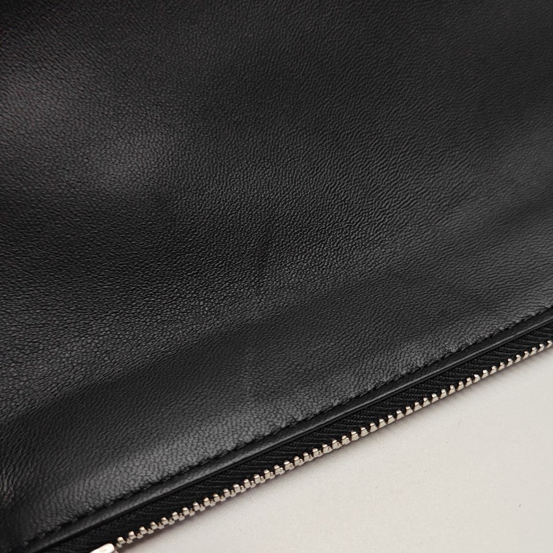 Arco Medium Calfskin White
