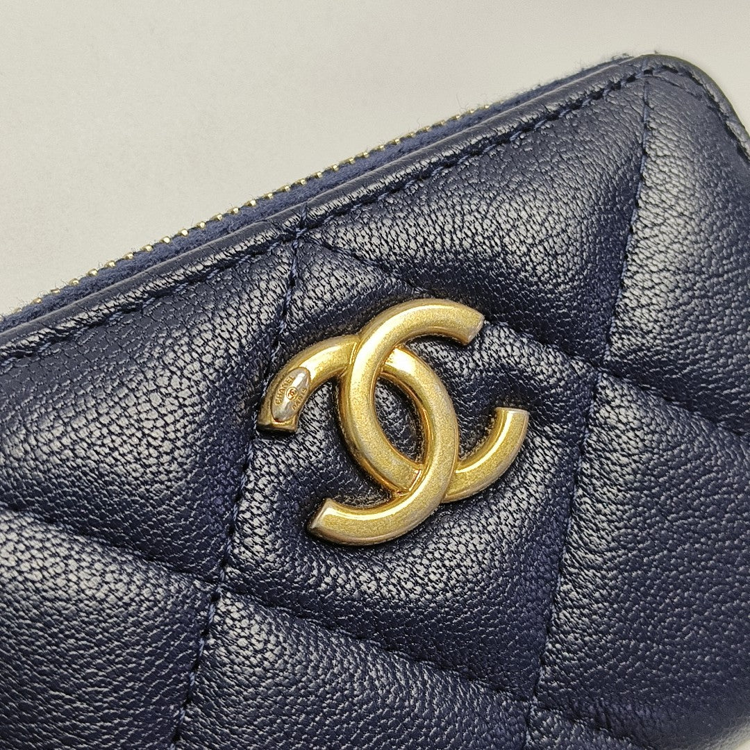 Quilted Lambskin Wallet Blue