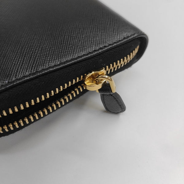 Zippy Wallet Saffiano Calfskin Black Wallet