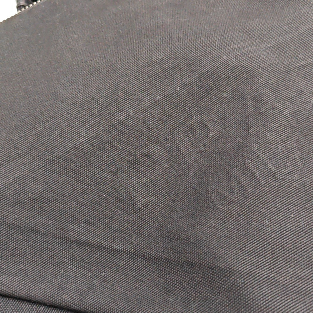 Authenticated pre-owned  Triangle Canvas Black - Shoulder Bag at Looply