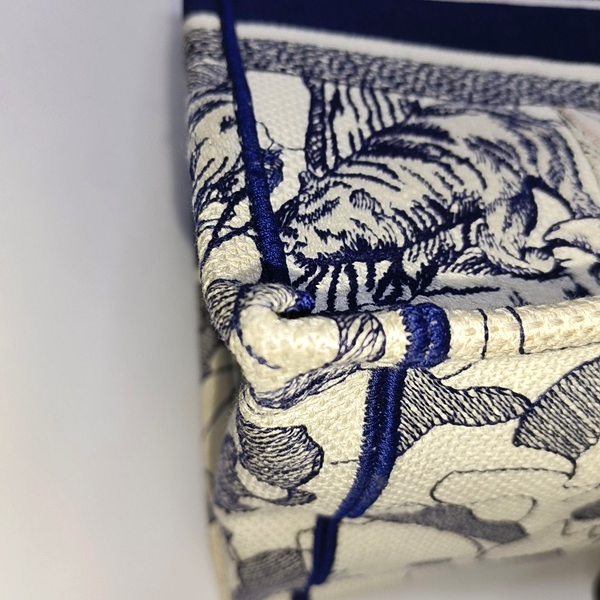 Authenticated pre-owned  Book Tote Medium Canvas Blue - Tote Bag at Looply