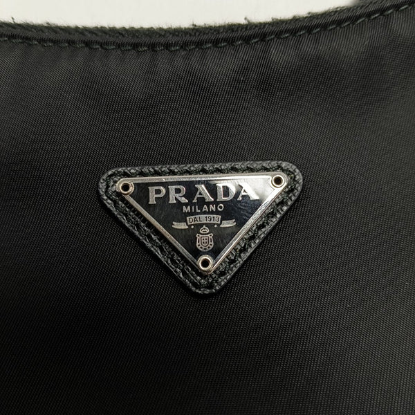Re-Edition2000 Mini Nylon Black