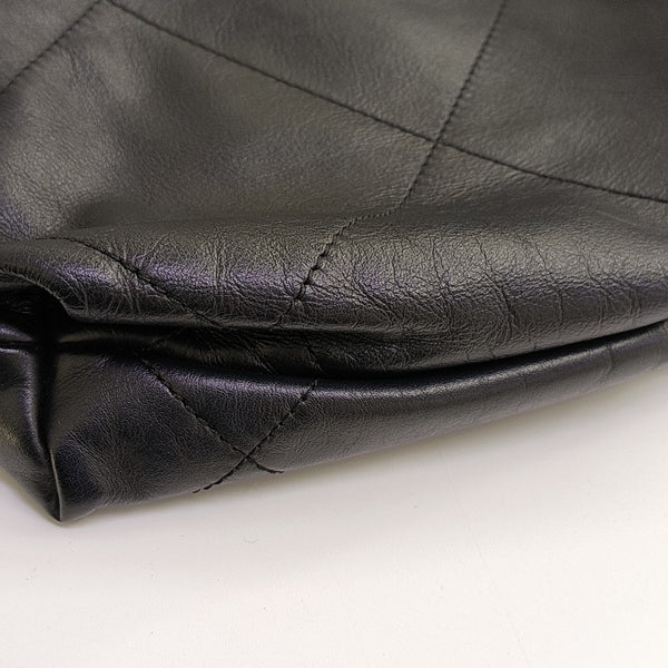 CHANEL 22 Mini Quilted Calfskin Black