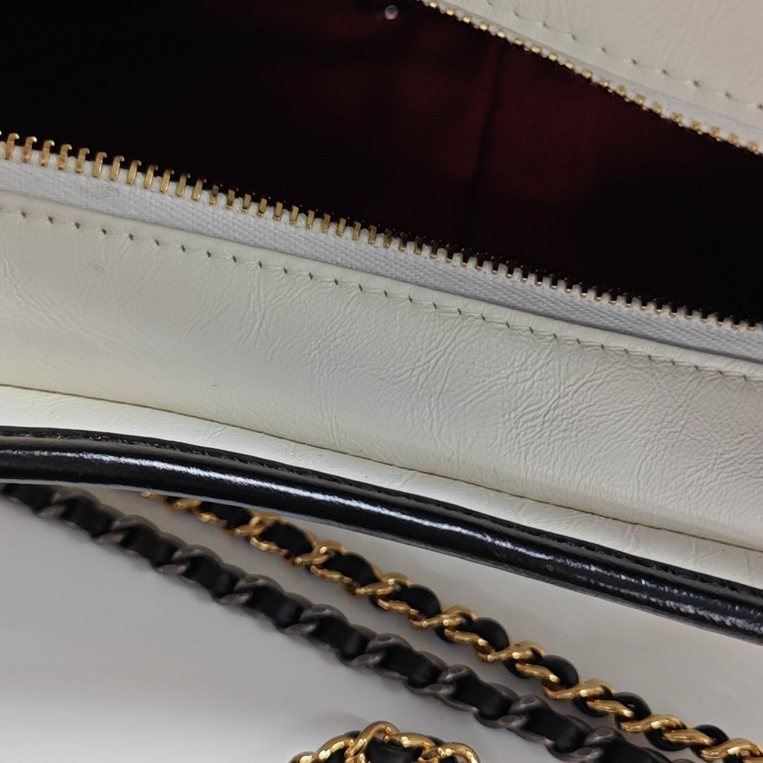 GABRIELLE Medium Quilted Calfskin White