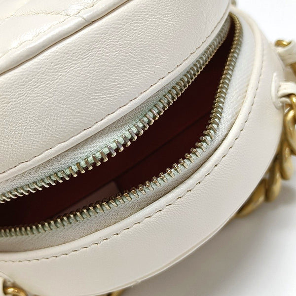 Authenticated pre-owned  CHANEL 19 Quilted Lambskin White - Shoulder Bag at Looply