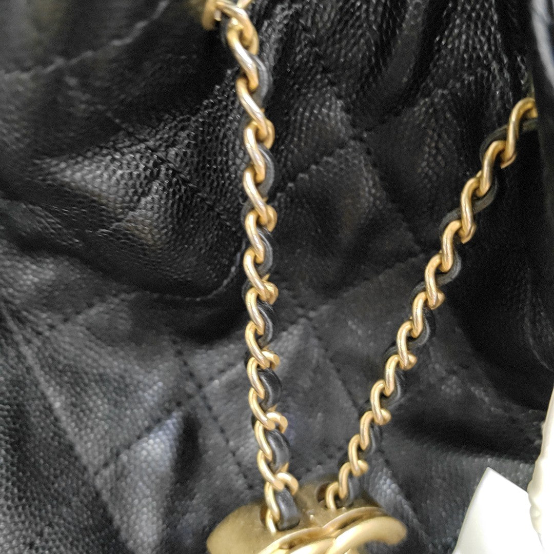 CHANEL 25 Medium Quilted Calfskin Black