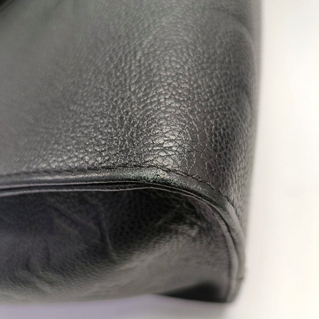 ONTHEGO MM Monogram Calfskin Black