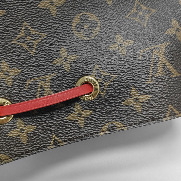 NÉONOÉ MM Monogram Coated Canvas Brown