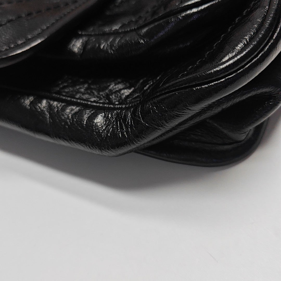 NIKI Medium Chevron Calfskin Black
