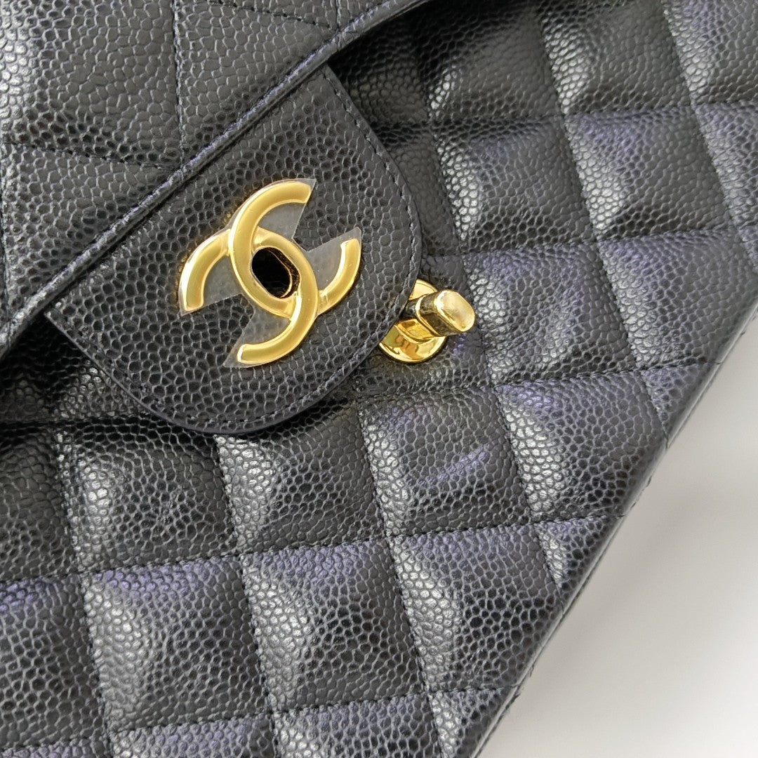 CLASSIC FLAP Jumbo Quilted Grained Calfskin Black
