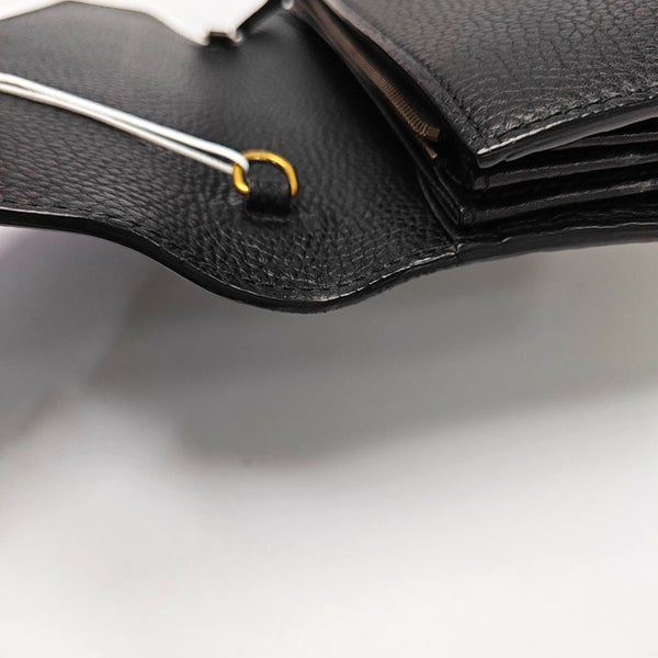 Authenticated pre-owned  GG Marmont Mini Calfskin Black - Shoulder Bag at Looply