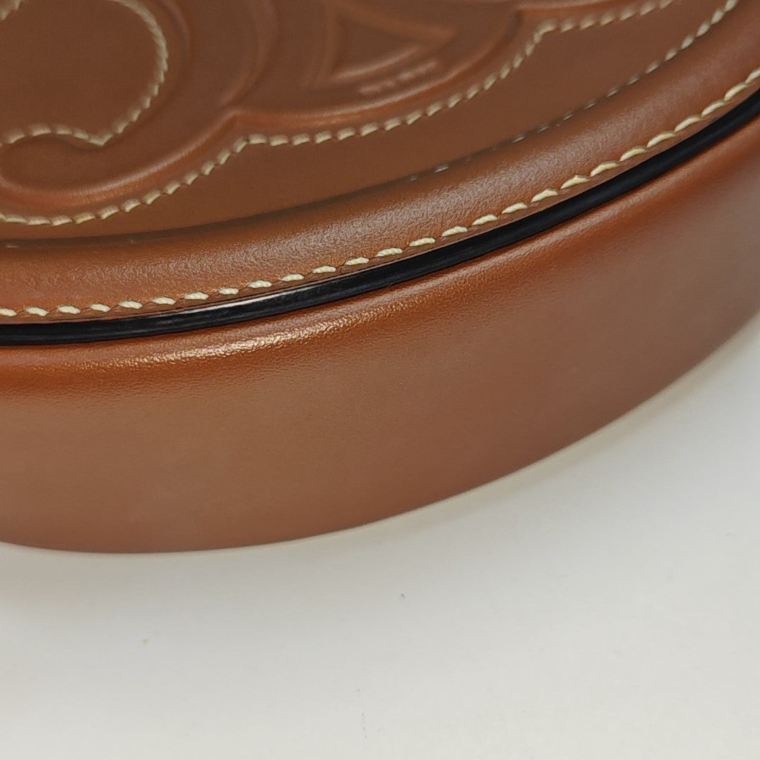 TRIOMPHE Small Calfskin Brown
