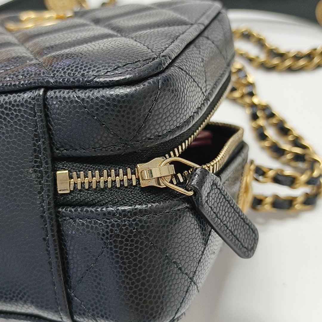 Quilted Grained Calfskin Shoulder Bag Black
