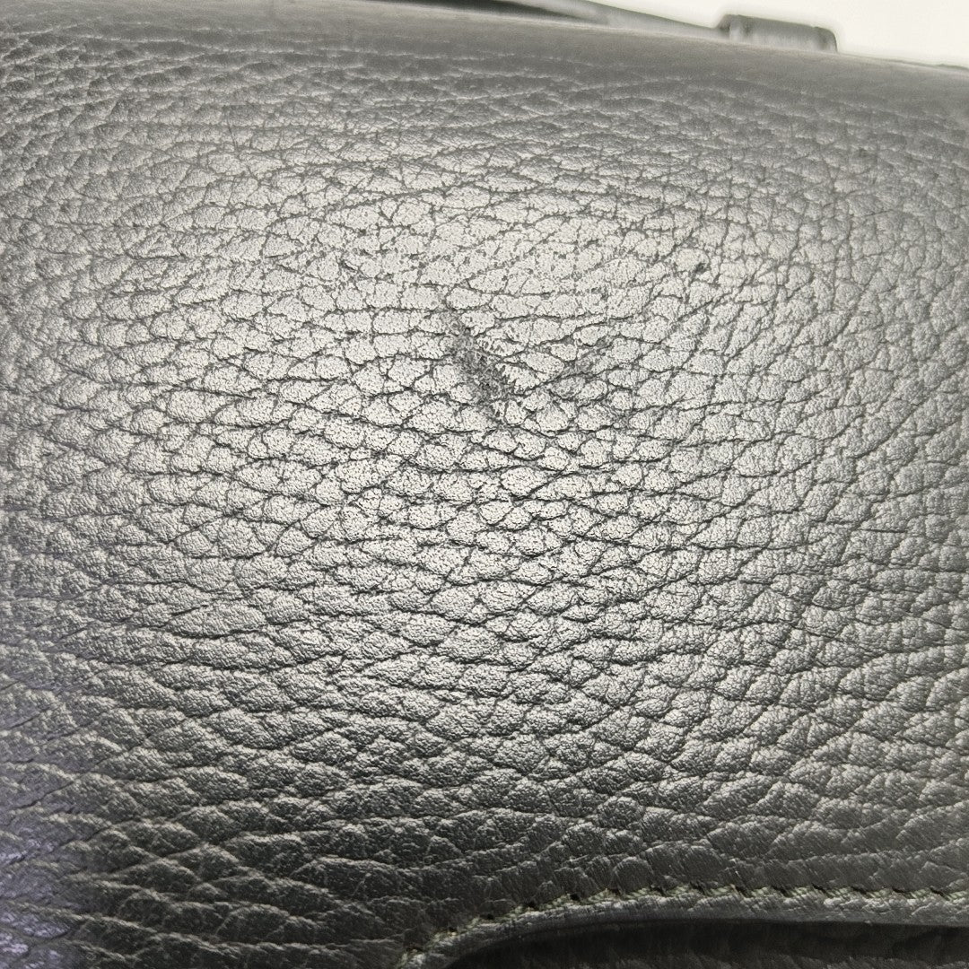 Interlocking G Large Calfskin Black