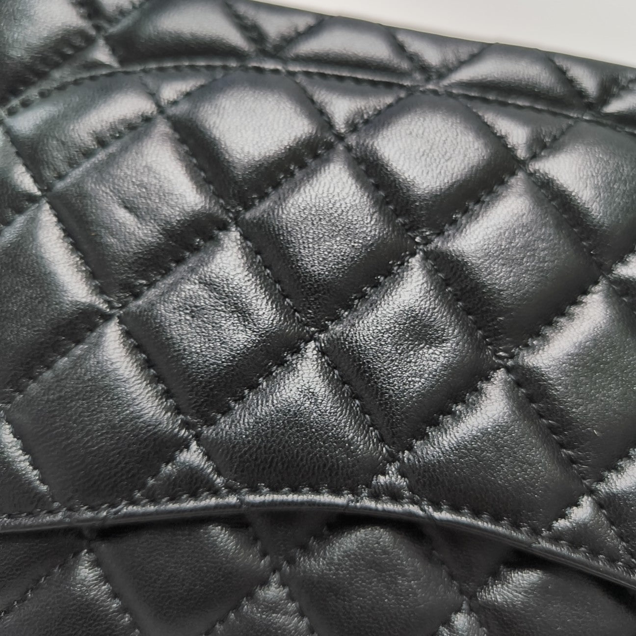 CLASSIC FLAP Small Quilted Lambskin Black