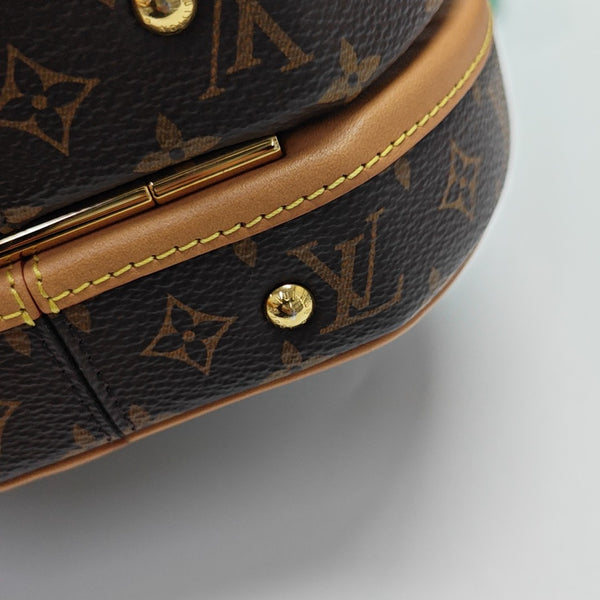 BOITE CHAPEAU PM Monogram Coated Canvas Brown