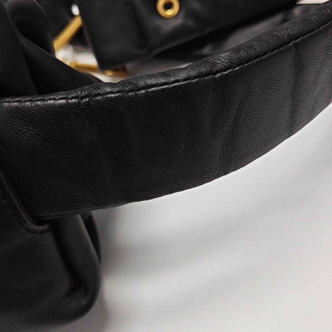 The Pouch Mini Lambskin Black